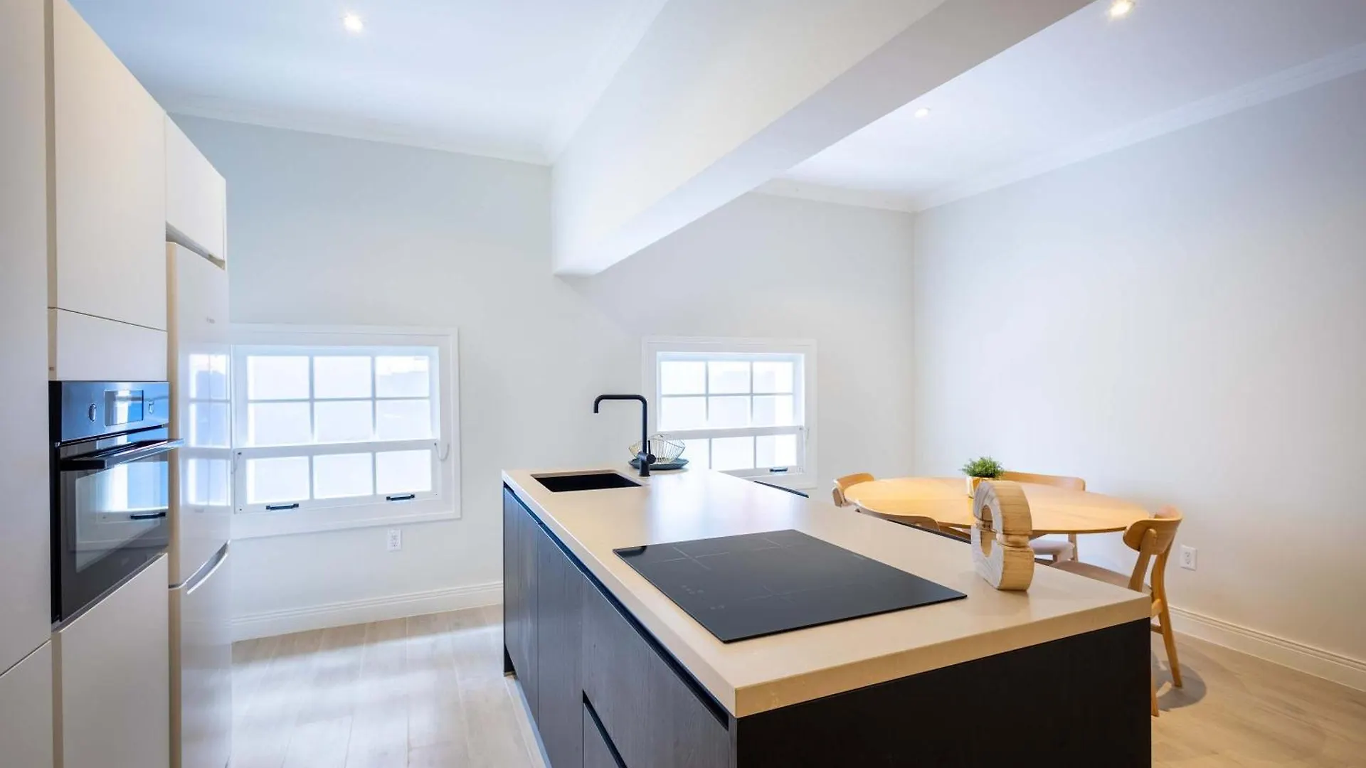 Broadway Apartments - Chic & Stylish Urban Stays Willemstad 0*,  Curacao