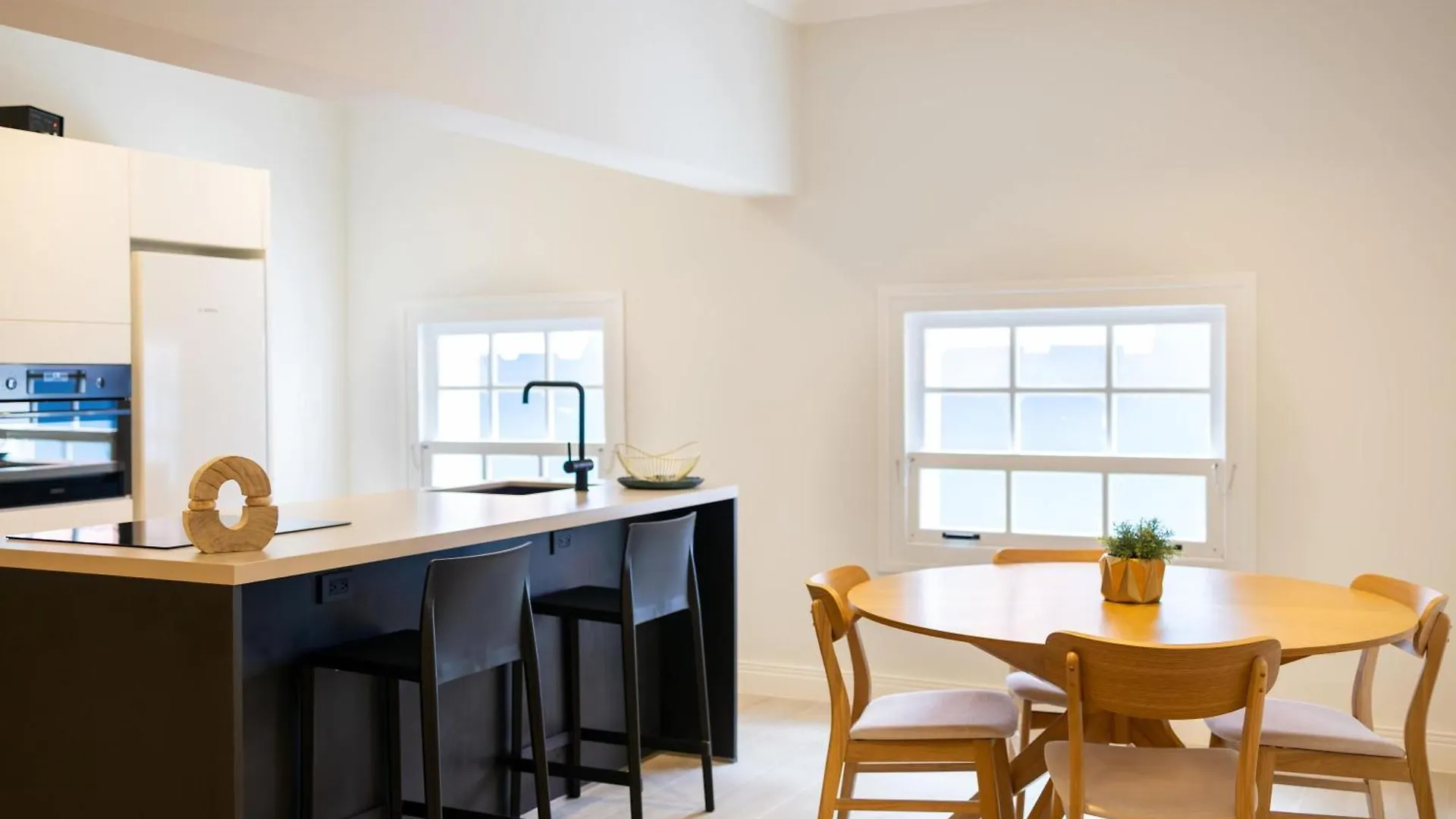 Broadway Apartments - Chic & Stylish Urban Stays Willemstad 0*,  Curaçao